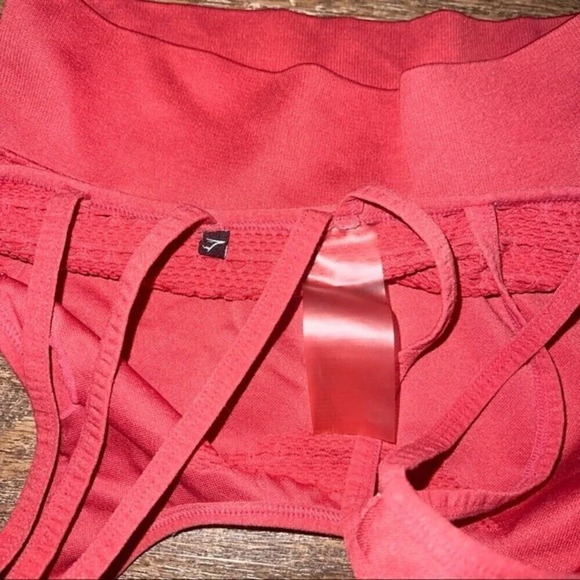 Gymshark Energy Seamless Sports Bra size Small - Picture 3 of 3